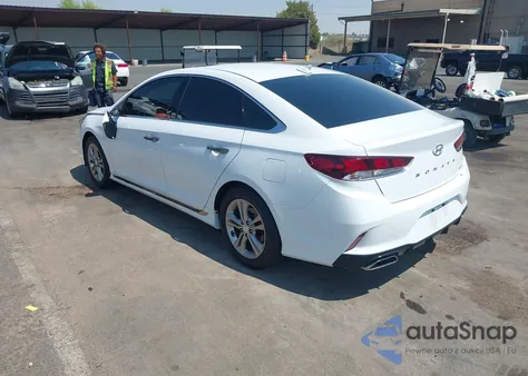2019 Hyundai Sonata Sport z USA, uszkodzony, nr VIN 5NPE34AF3KH821199